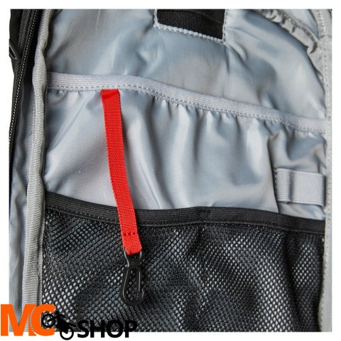 FOX PLECAK UTILITY 10L HYDRATION PACK BLACK MEDIUM